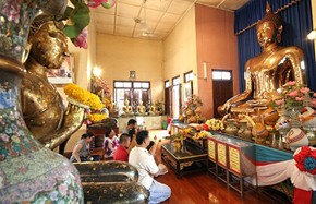 Wat Traimit, temple chinois à Bangkok