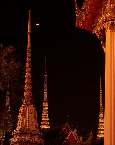 Wat Pho de Bangkok de nuit