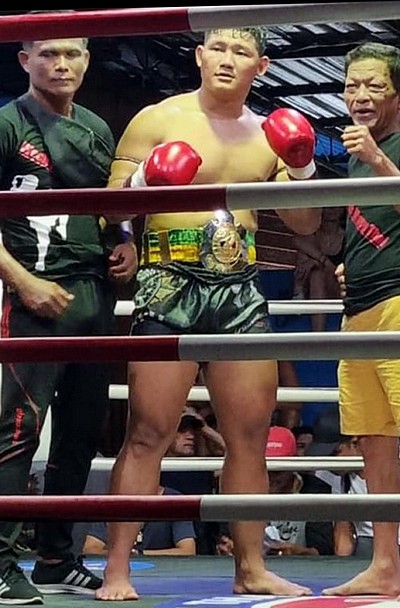 Adversaire thaïlandais de combat de boxe thai à Koh Samui