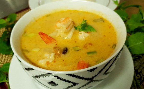 Comment préparer une soupe de la cuisine Thaïlandaise