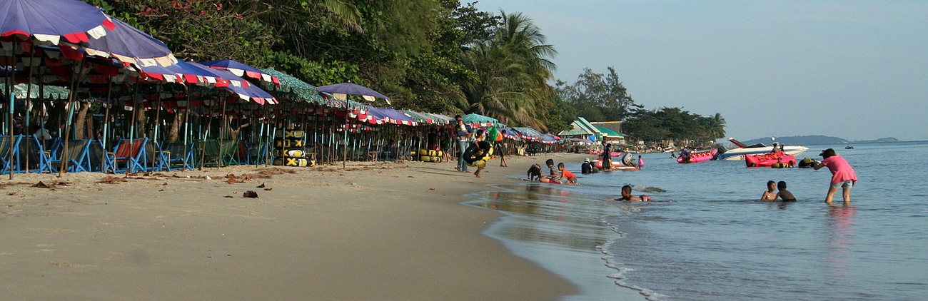 Plage en Thaïlande près du stage de boxe thaï